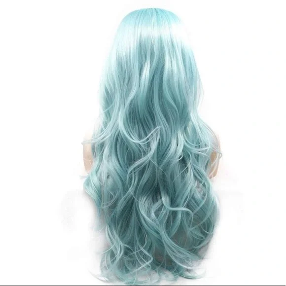 - 💫22” GREEN BLUE BODY WAVY LACE FRONT WIG💫 *NEW*
